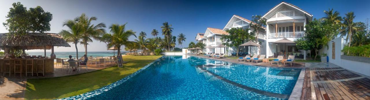 Sri Sharavi Beach Villas & Spa - With 43 Metre Saltwater Infinity Pool Мирисса Экстерьер фото